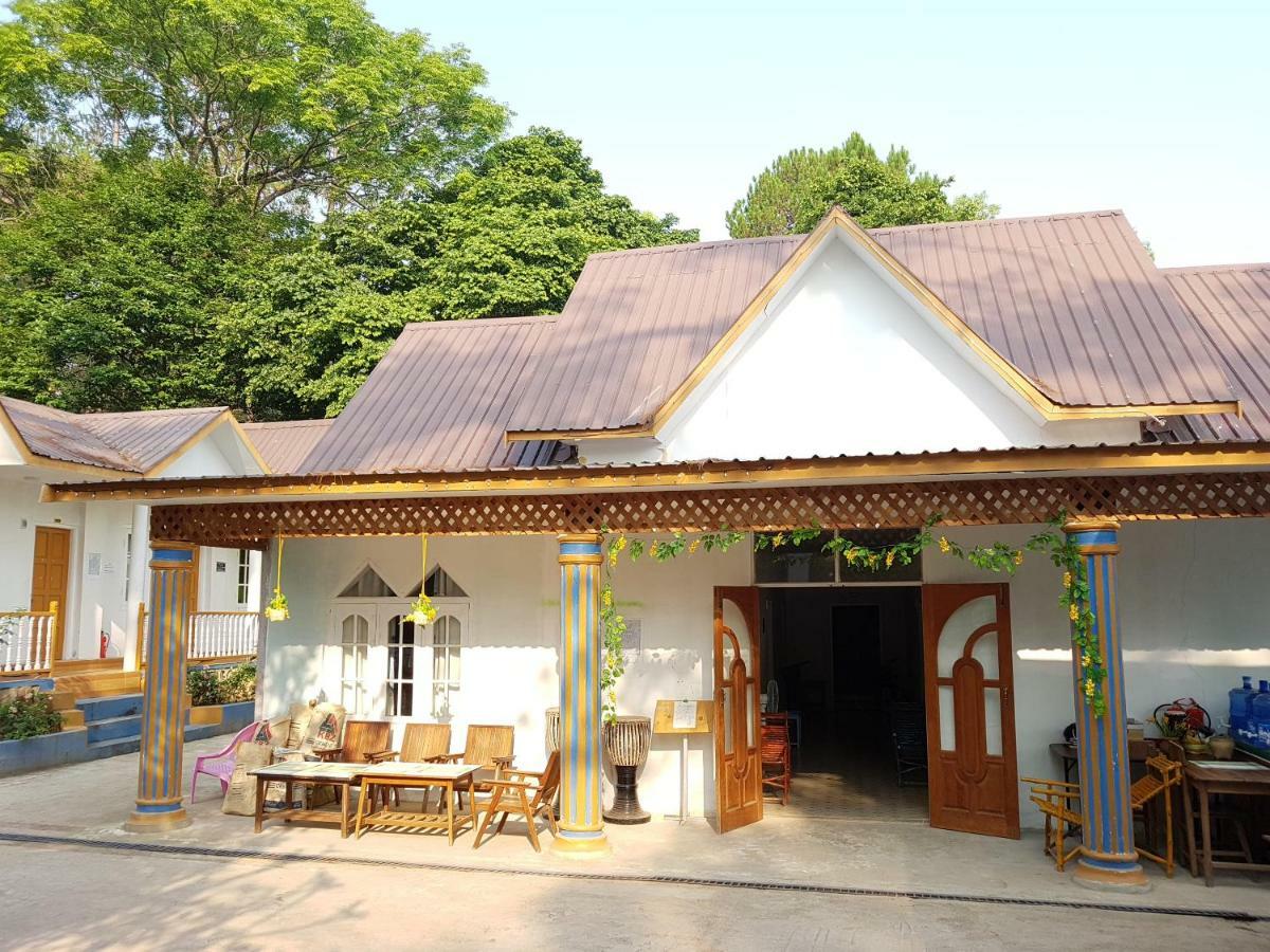 Hostel Roma Inn Kalaw Exteriör bild